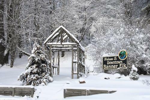 Apartamento Handsome 2br Condo With Gorgeous Views In Sugar Mountain! Condo