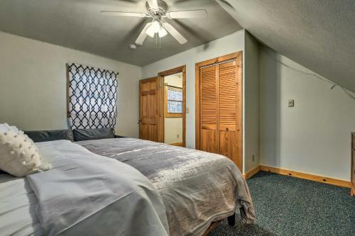 Pet-friendly Whittier Cabin With Covered Porch!