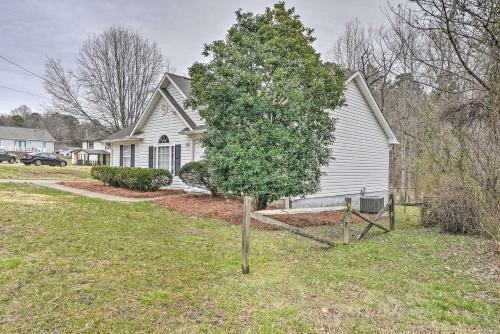 Cozy Winston-salem Home Near Parks And Golfing!