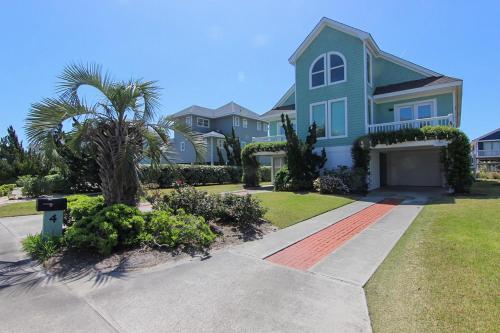 Seas The Breeze By Sea Scape Properties