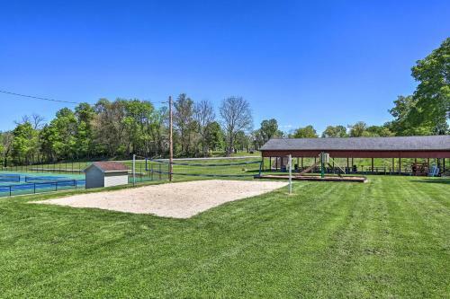 Modern Milan House With Furnished Breezeway!