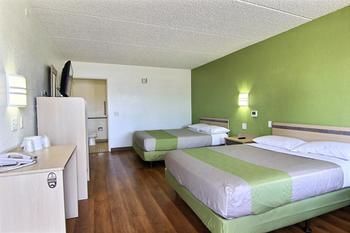 Motel 6 Austin Central - South/university Of Texas