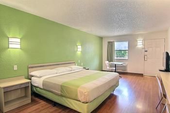 Motel 6 Austin Central - South/university Of Texas