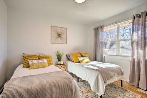 Cozy-chic Okc Retreat With Deck 11 Mi To Dtwn!