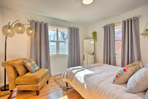 Cozy-chic Okc Retreat With Deck 11 Mi To Dtwn!