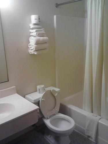 Motel Smart Choice Inn & Suites