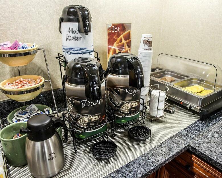 Hotel Quality Inn & Suites North Gibsonia