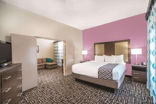 Hotel Country Inn & Suites Loudon