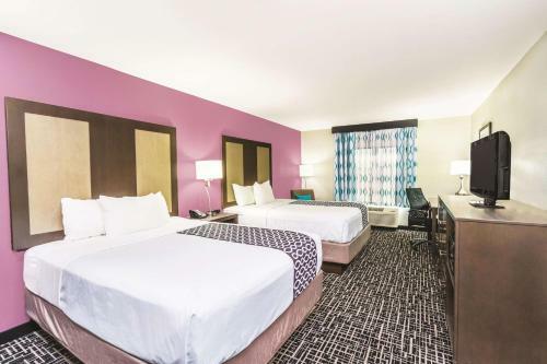 Hotel Country Inn & Suites Loudon