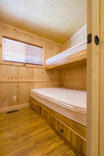 Lake-in-wood Camping Resort
