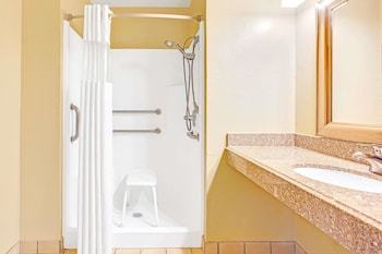 Motel Days Inn And Suites Oklahoma City