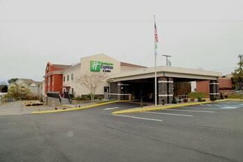 Holiday Inn Express Hotel & Suites Chattanooga Hixson