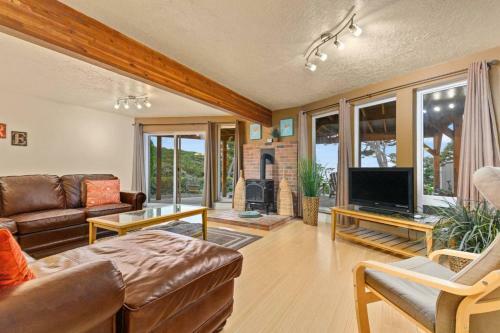 School House Creek Retreat