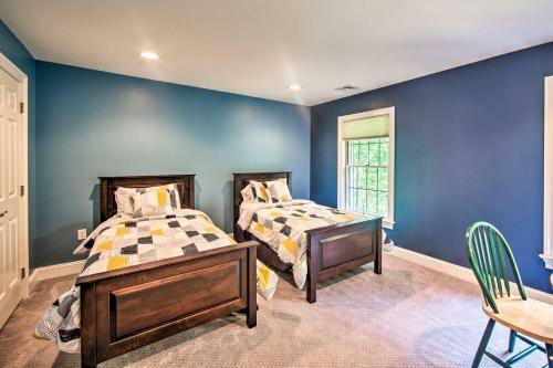 Extravagant Atglen Manor With Private 60 Acre Land!