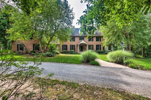 Extravagant Atglen Manor With Private 60 Acre Land!
