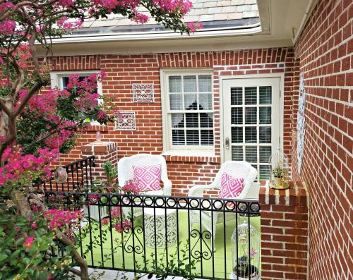 Pettigru Place Bed & Breakfast