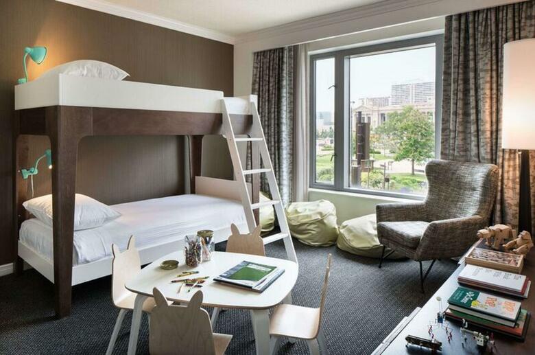 Hotel The Logan