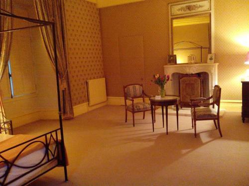 Hostal Ch�teau De R�