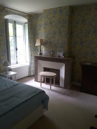 Hostal Ch�teau De R�
