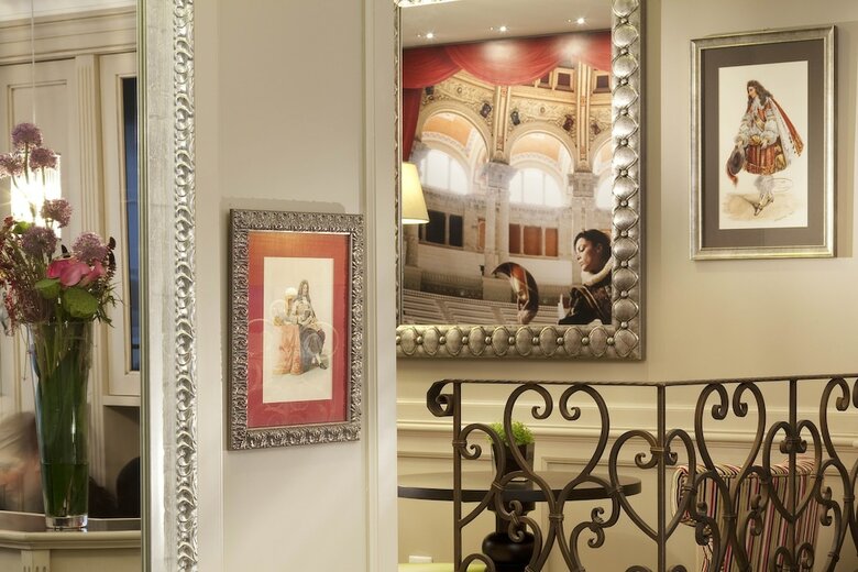 Hotel H�tel Des Com�dies