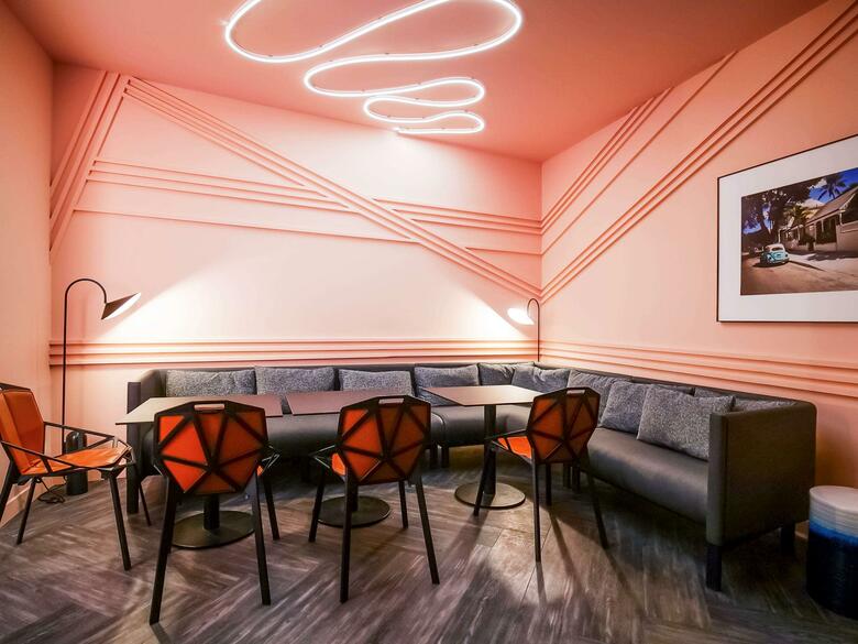 Hotel Tribe Paris Batignolles