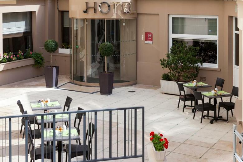 Timhotel Opera Blanche Fontaine