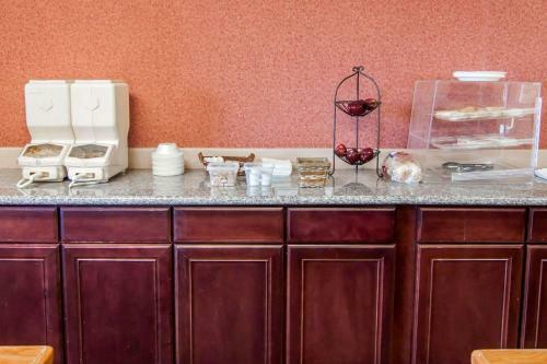 Hotel Rodeway Inn And Suites Sublimity