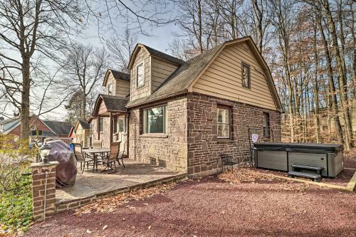 Poconos Gem With Hot Tub And Massive Theater Room