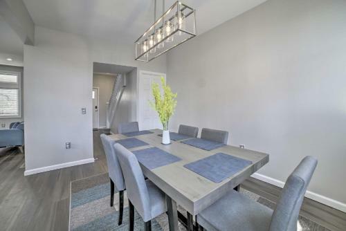 Renovated Pittsburgh Home Walk To Penn Ave!