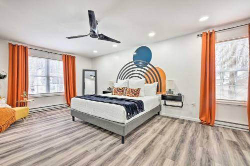 Mid-century Mod Poconos Retreat With Pool Table