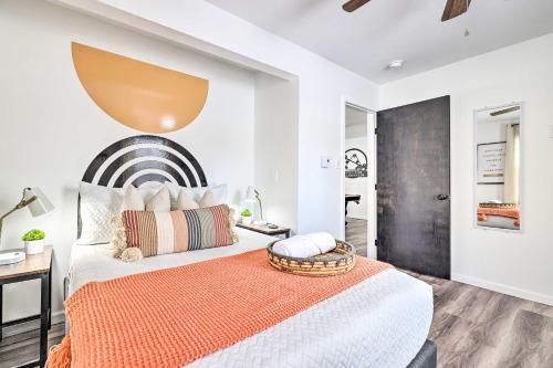 Mid-century Mod Poconos Retreat With Pool Table