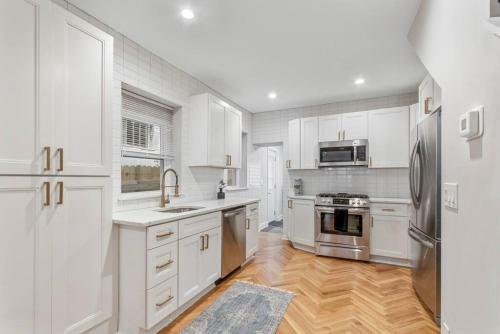 Trendy 3br Gameroom Gr8 For Family