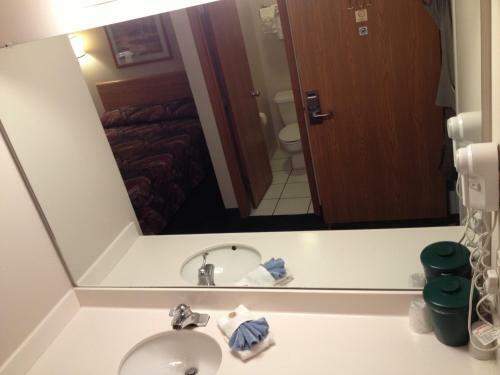 Posada Home Town Inn