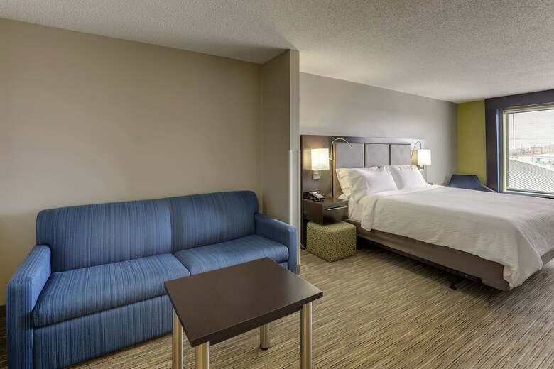 Holiday Inn Express Hotel & Suites Bryan-montpelier
