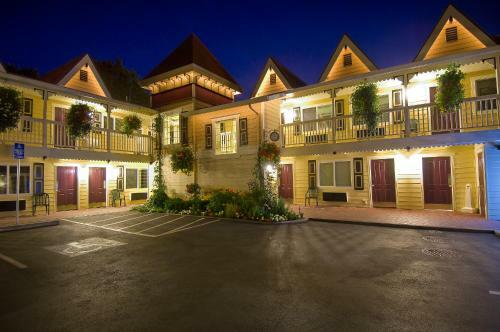 Hotel Silverton Inn & Suites