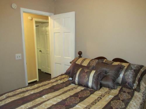 Corporate Luxury Minutes To Downtown Columbia