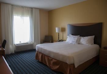 Hotel Fairfield Inn & Suites Bedford