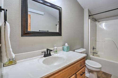 Spacious Lead Cabin With Game Room About 1 Mi Dtwn!
