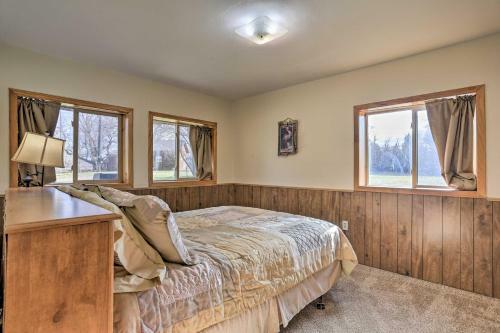 Family-friendly Getaway On 12-acre Trout Farm