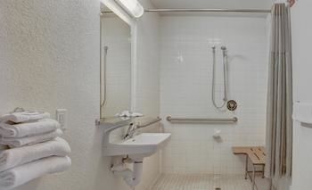 Motel 6 Medford South