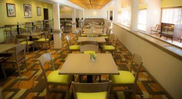Hotel Inn At The Commons