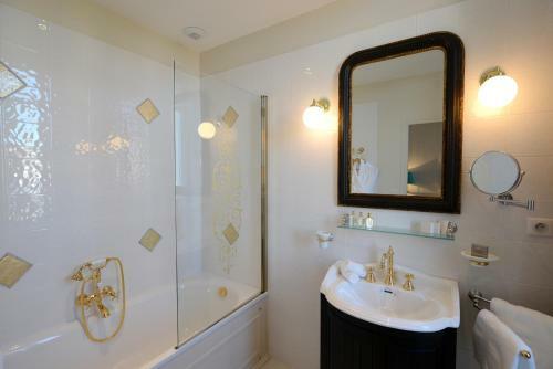 Hotel Grand H�tel Henri - Les Collectionneurs