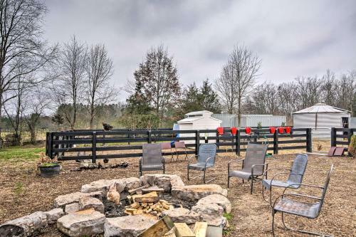 Pet Friendly Milk Barn Cottage On 15 Acres!