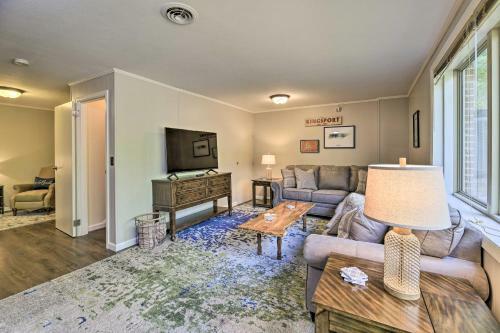 Updated Ranch-style Home With Scenic Deck, Pond