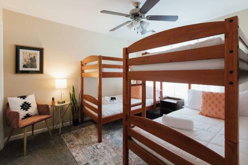The Bohemian Escape Near Etsu- King Bed!