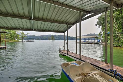 Lakefront Cottage With Private Double Dock