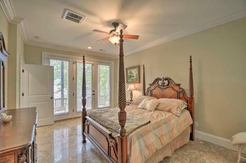Lakefront Cottage With Private Double Dock