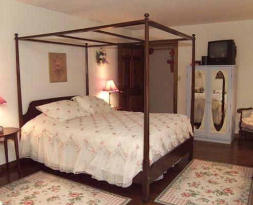 Posada La Perla At Gregory House Country Inn & Restaurant