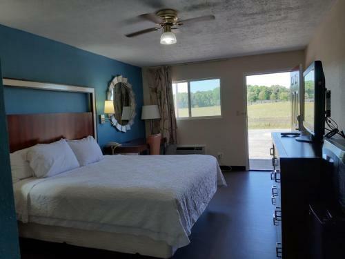 Hotel Deerfield Inn