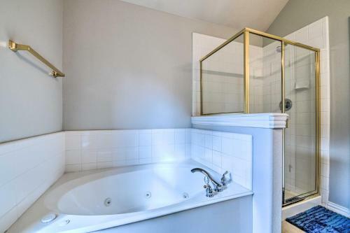 Fort Worth Home With Private Patio And Gas Grill!